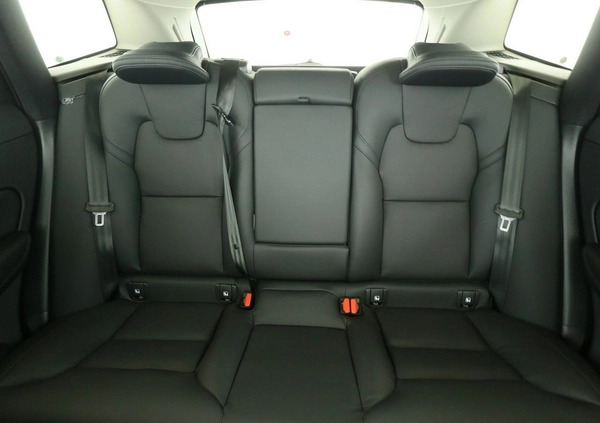 Volvo XC 60 cena 189800 przebieg: 22700, rok produkcji 2023 z Lębork małe 191